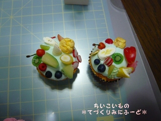 チビたちのカップケーキ